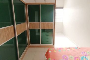 Taman Pengkalan Tiara