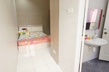 Taman Pengkalan Tiara