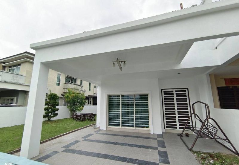 Taman Pengkalan Tiara