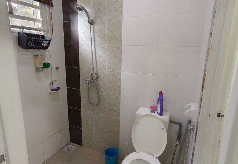 Taman Pengkalan Tiara