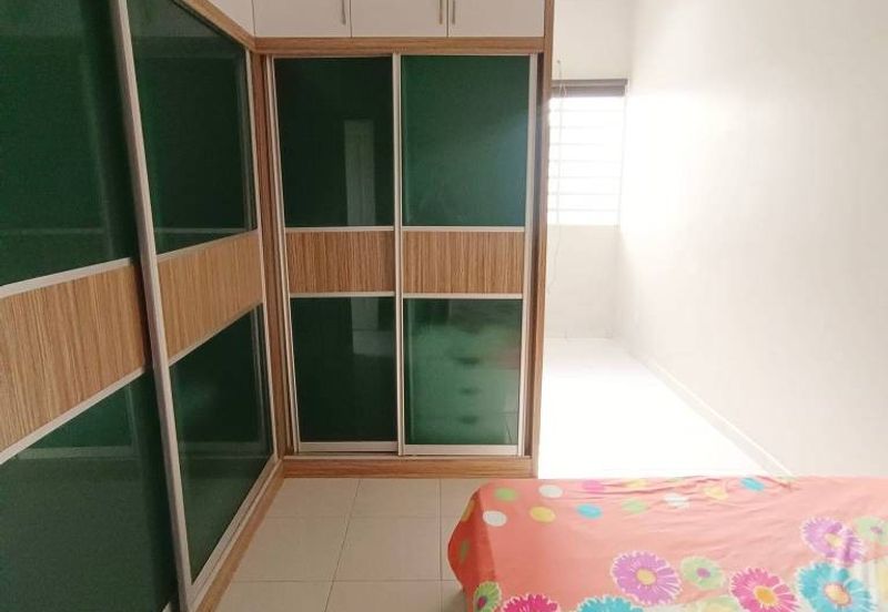 Taman Pengkalan Tiara