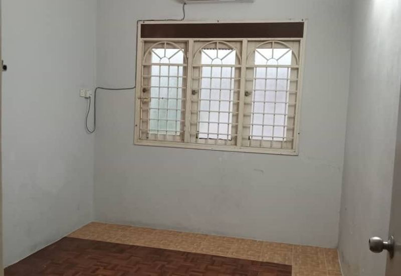 MEDAN PENGKALAN SAUJANA