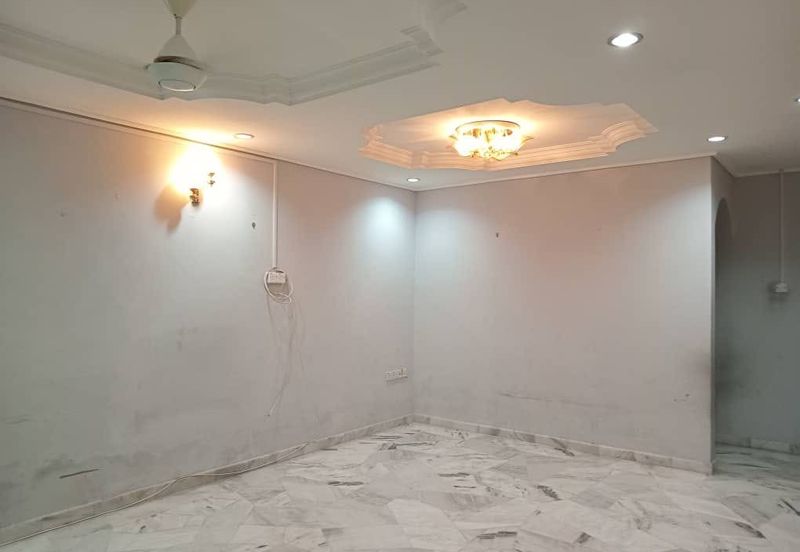 MEDAN PENGKALAN SAUJANA