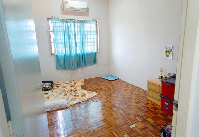 MEDAN PENGKALAN SAUJANA