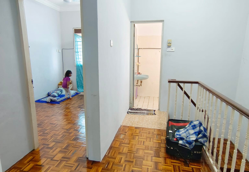 MEDAN PENGKALAN SAUJANA