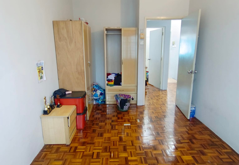 MEDAN PENGKALAN SAUJANA