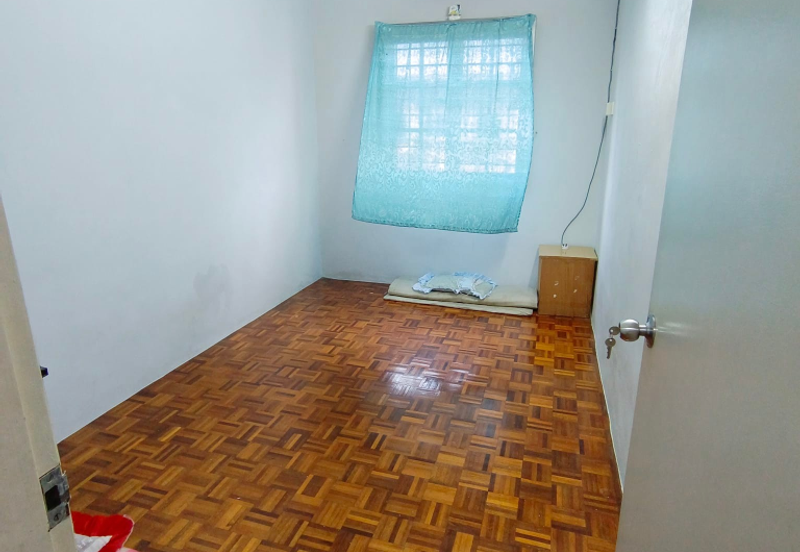 MEDAN PENGKALAN SAUJANA