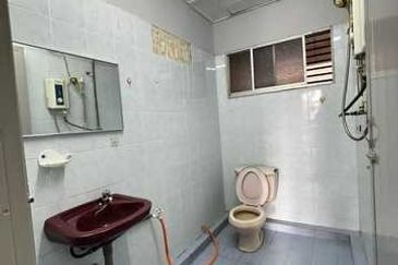 LE COURTS DESA TAMBUN