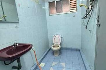 LE COURTS DESA TAMBUN