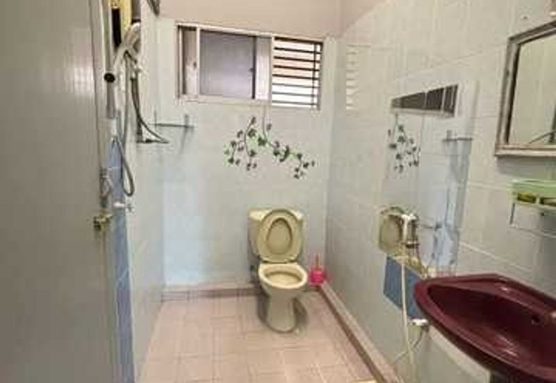 LE COURTS DESA TAMBUN