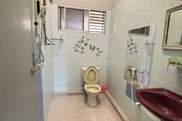 LE COURTS DESA TAMBUN