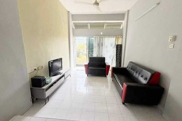 LE COURTS DESA TAMBUN