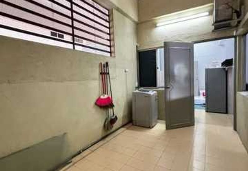 LE COURTS DESA TAMBUN