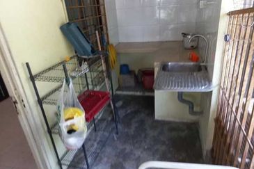 Big Semi D Cheap Rent Partly Furnish Simee Ipoh Garden Fair Park Canning South East 