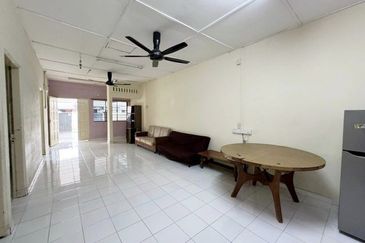 Big Semi D Cheap Rent Partly Furnish Simee Ipoh Garden Fair Park Canning South East 