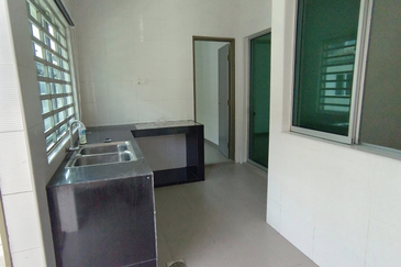 Bandar Baru Sri Klebang, West Park