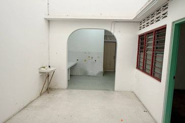 Taman Ipoh Selatan (Ipoh Garden South)