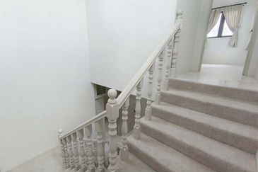 Reno 500k Good Move In Condition 2.5 Sty Semi D Ipoh Town Pasir Puteh Pengkalan Station 18