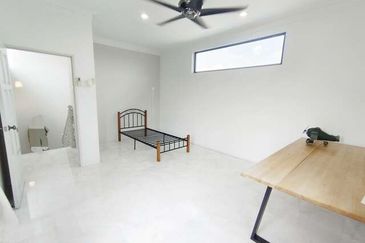 Reno 500k Good Move In Condition 2.5 Sty Semi D Ipoh Town Pasir Puteh Pengkalan Station 18