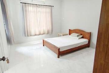 Reno 500k Good Move In Condition 2.5 Sty Semi D Ipoh Town Pasir Puteh Pengkalan Station 18