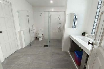 Reno 500k Good Move In Condition 2.5 Sty Semi D Ipoh Town Pasir Puteh Pengkalan Station 18