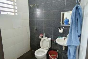 Good Condition 22x70 Menglembu Bistari Bestari Barat Timur Bukit Merah Impiana Adril