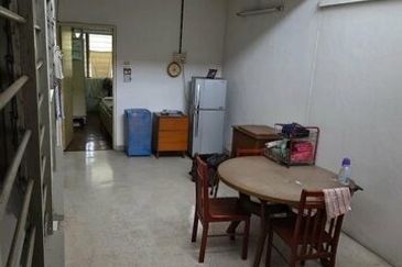 Cheap Sale 4 Room First Garden Taman Pertama Silibin Buntong Ipoh Town