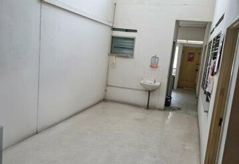 Cheap Sale 4 Room First Garden Taman Pertama Silibin Buntong Ipoh Town