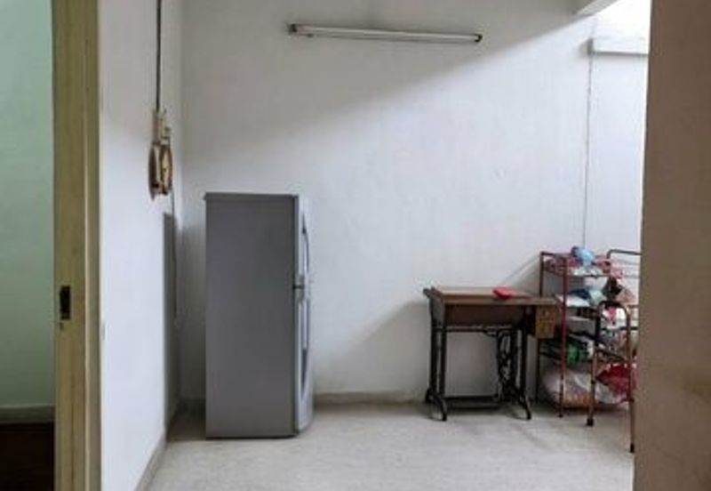 Cheap Sale 4 Room First Garden Taman Pertama Silibin Buntong Ipoh Town