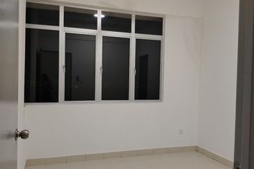 Cheap Rent 3 Room Falim Condo Kampung Paloh Ipoh Town Canning Garden Pekan Menglembu