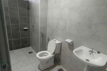 Cheap Rent 3 Room Falim Condo Kampung Paloh Ipoh Town Canning Garden Pekan Menglembu