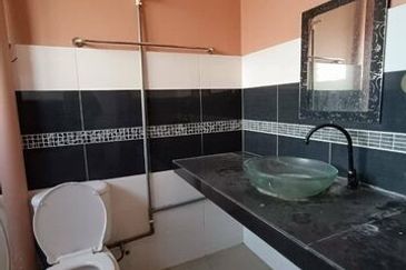 Hot Area First Garden 22x70 Taman Pertama Silibin Buntong Rishah Menglembu 