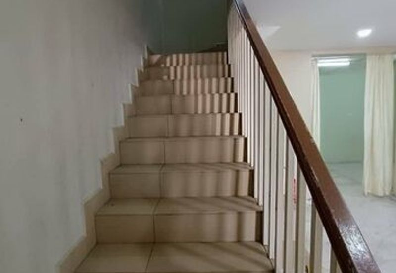 Hot Area First Garden 22x70 Taman Pertama Silibin Buntong Rishah Menglembu 