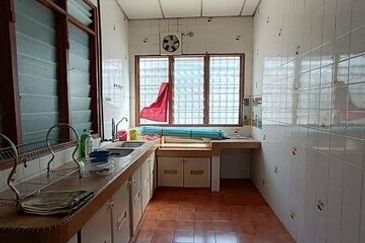 Hot Area First Garden 22x70 Taman Pertama Silibin Buntong Rishah Menglembu 