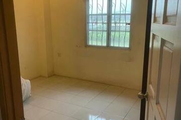 7 Room Bungalow Pengkalan Pegoh Station 18 Pasir Puteh Pinji Mewah Indah Desa Pakatan 