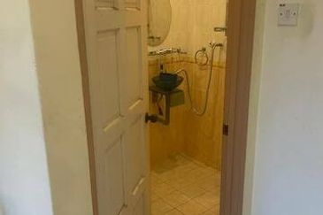 7 Room Bungalow Pengkalan Pegoh Station 18 Pasir Puteh Pinji Mewah Indah Desa Pakatan 