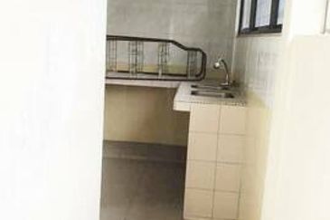 Easy Parking Near Field Pengkalan Ria Pegoh Pinji Mewah Indah Station 18 Tiara