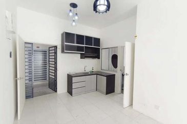 Kitchen Cabinet Wet Kitchen)Casa Residence Idaman Kleabng Kelebang Sky Garden Chemor Chepor
