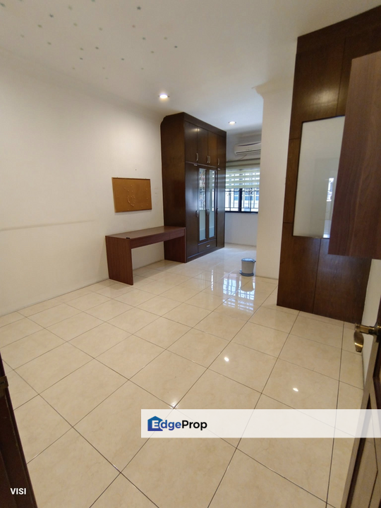 Gate Guard 35*80 Renovated Semi D Pinji Indah Pengkalan Pasir Puteh Ip, Perak, Kinta