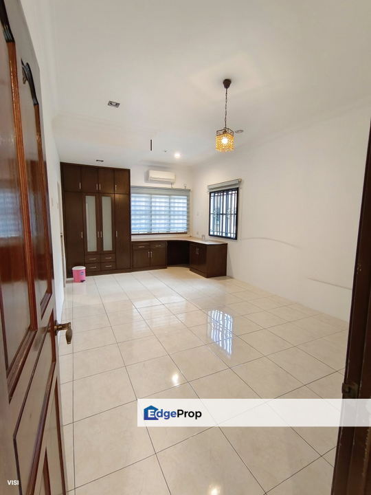 Gate Guard 35*80 Renovated Semi D Pinji Indah Pengkalan Pasir Puteh Ip, Perak, Kinta