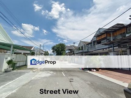 Renovated Gate 22*71 Good Condition Tasek Manikavasagam Musim Bunga Ja, Perak, Kinta