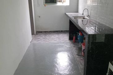 Flat Taman Mewah Bercham