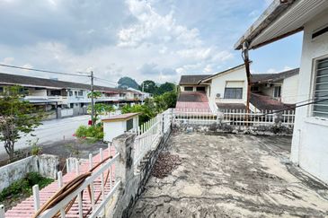 Taman Ipoh Selatan (Ipoh Garden South)