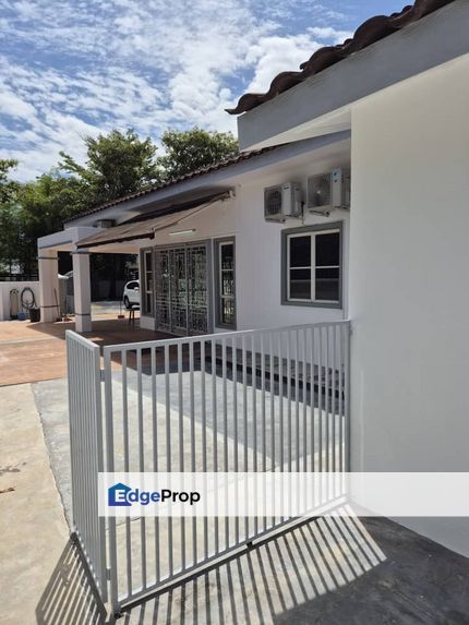 New Paint Semi D Single Storey Open Facing Near Masjid)Tambun Bandar B, Perak, Kinta