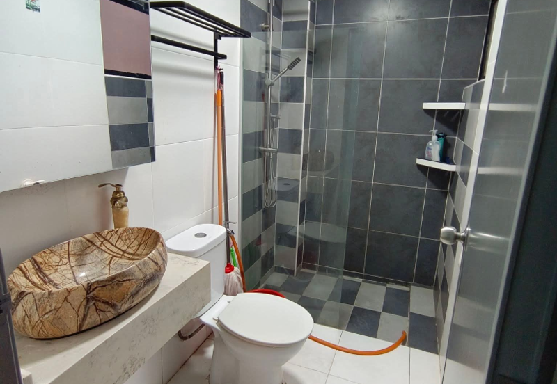 Manhattan Condominium