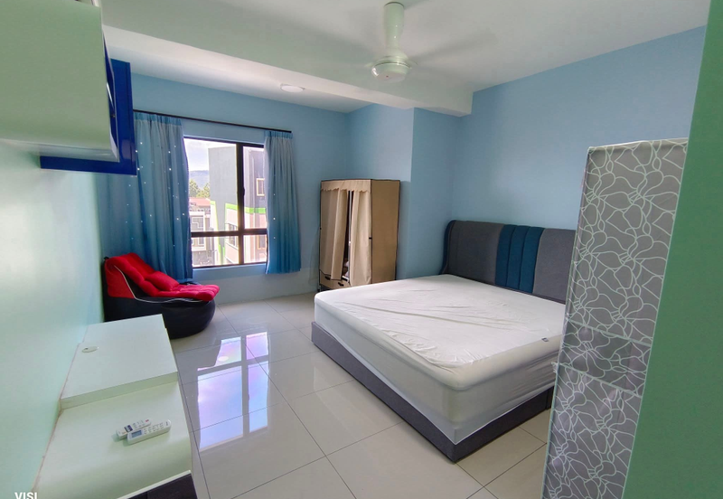 Manhattan Condominium