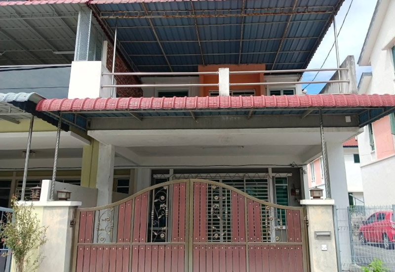 TAMAN ANJUNG BERCHAM MEGAH