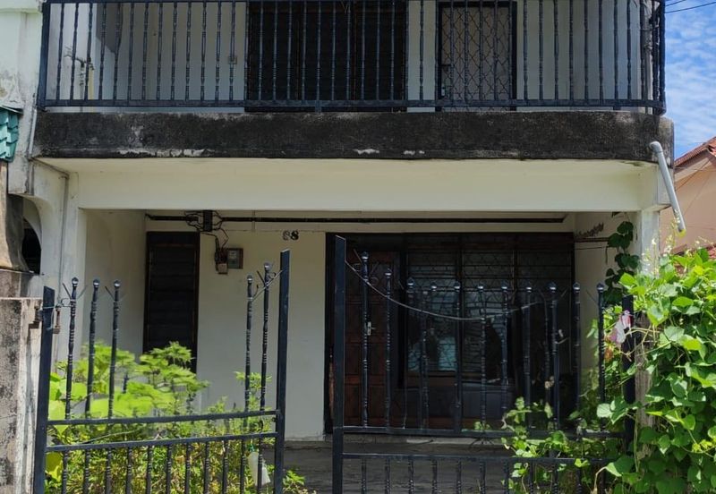 ANJUNG BERCHAM UTAMA