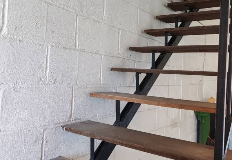 ANJUNG BERCHAM UTAMA