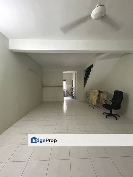 Partly Furnish Facing Field Open 4 Room Ampang Ipoh Gunung Rapat Pekan, Perak, Kinta